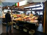 moderne Markthalle