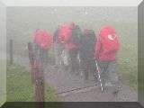 man verschwindet im Nebel