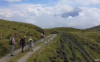 auf dem Bischolpass mit Piz Beverin